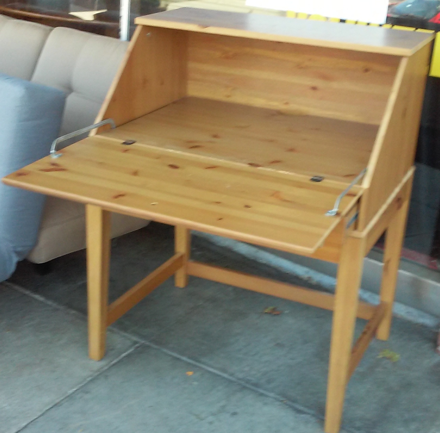 Uhuru Furniture Collectibles Sold Reduced Ikea Alve Secretary Ikea Alve Secretary Desk 60 Posted By Uhuru Furniture Collectibles Oakland At 2 25 Pm