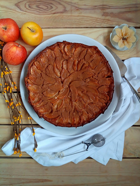 Receta de tarta flan de manzana, canela, postre, merienda, pastel, fácil, rico, con horno, Cuca