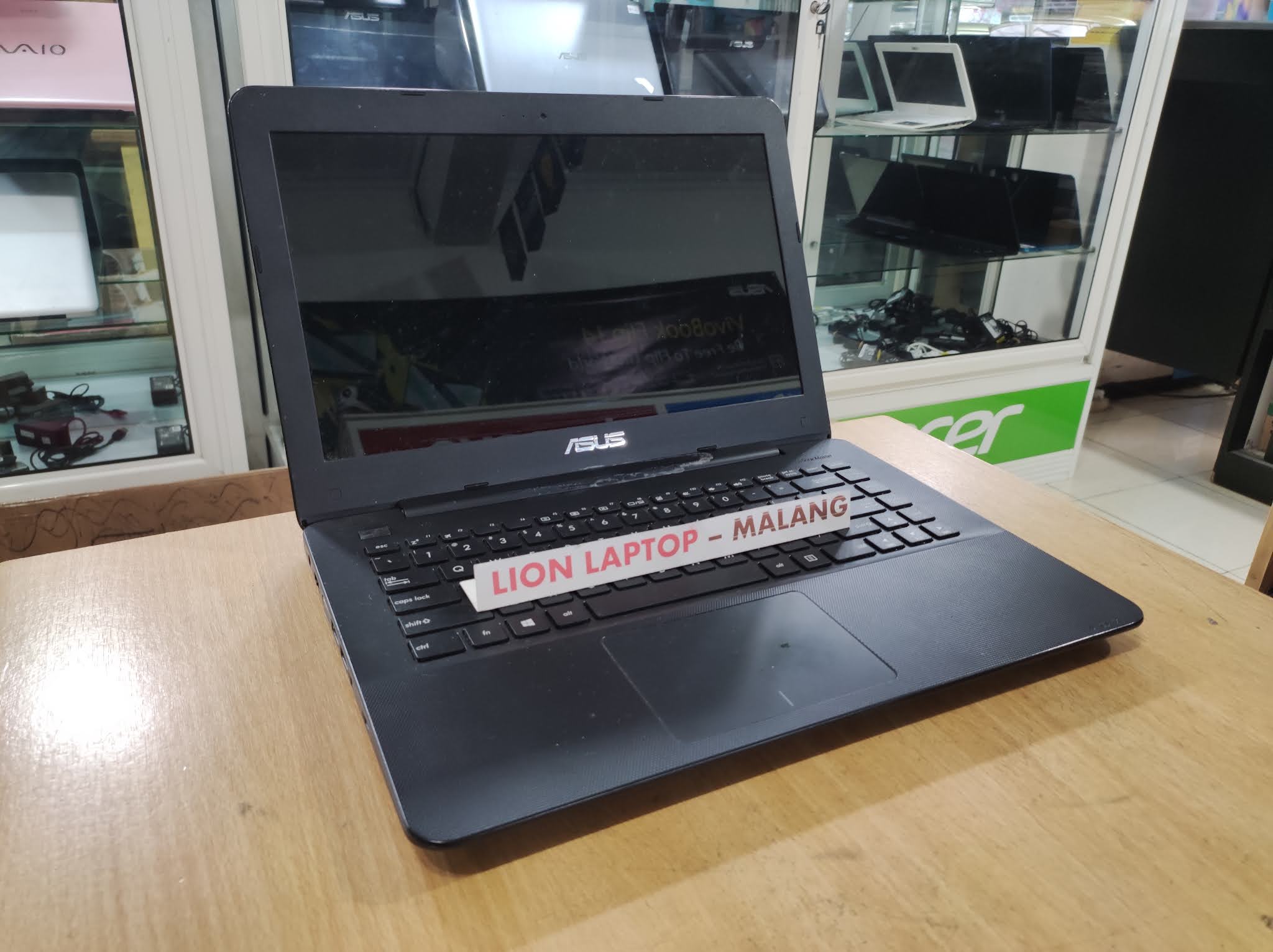 E7010 amd. 50 ghz. Amd 540x. Amd e1-7010 apu with amd radeon r2 graphics 1. E1 7010 with radeon r2 graphics.