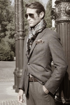 street style: stylish man with grey suit and scarf