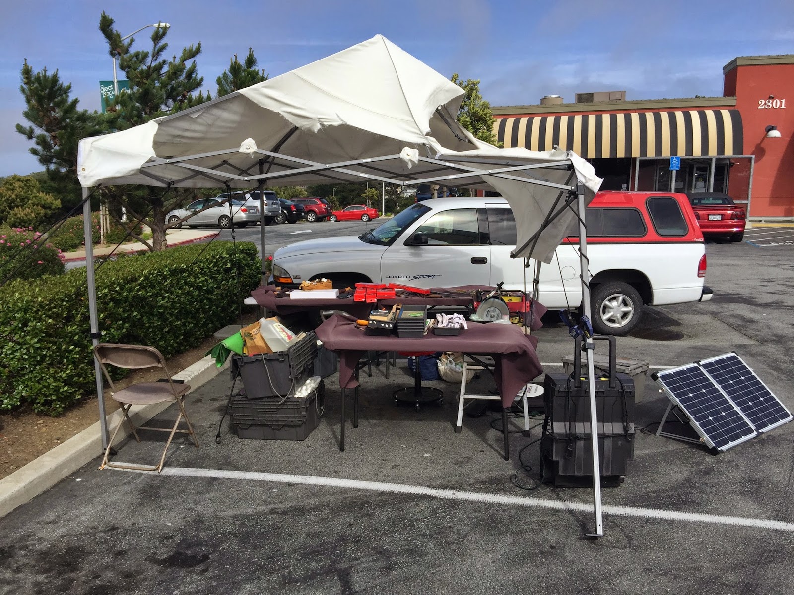 Mobile Knife Sharpening / Knife Sales