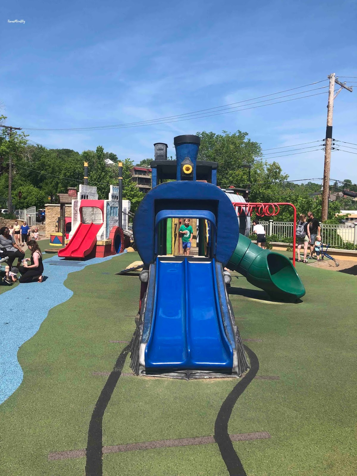 Hawaii Mom Blog Visit Minnesota Teddy Bear Park Playground