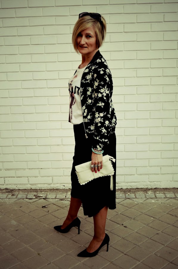 Pantalones Culottes Tendencia bomber message t-shirt fedora stilettos