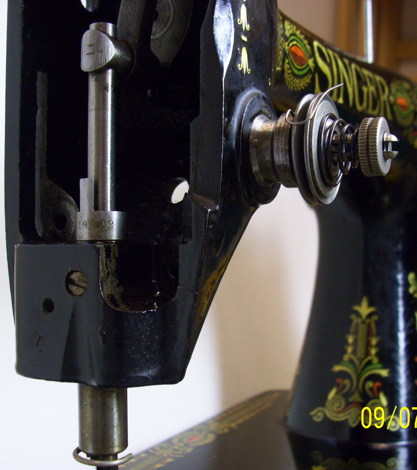 My Sewing Machine Obsession How to service and clean a Singer 66