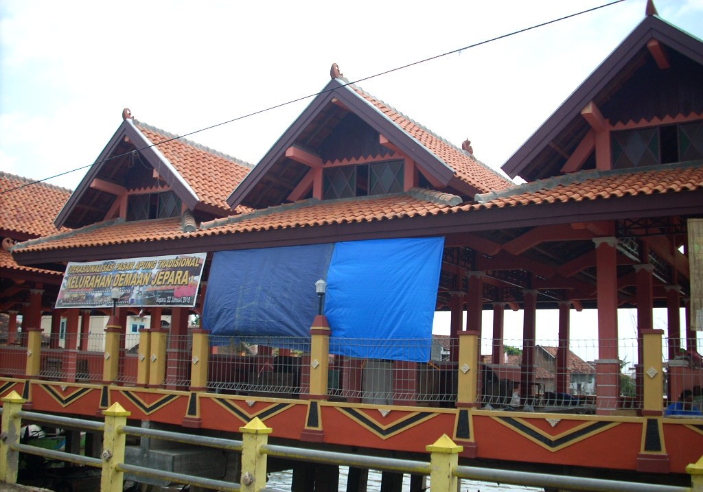 Pasar Apung Demaan - Wesata.ID