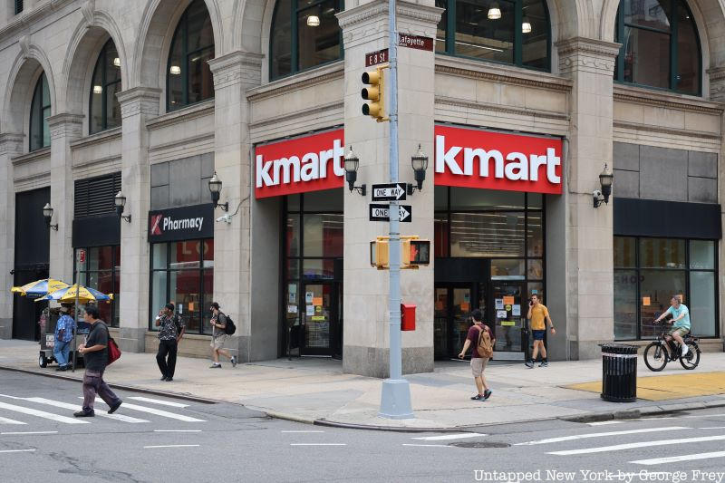 U2 Sombras e Árvores Altas Blog Jornalistas relembram o U2 no Kmart