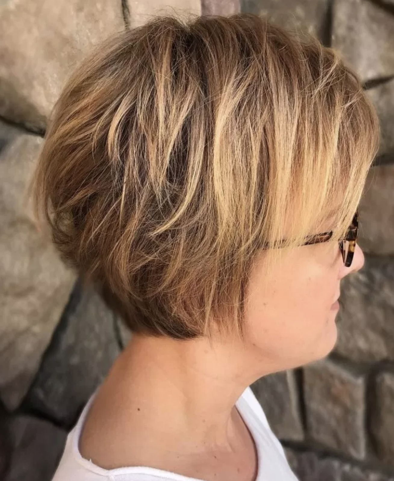 Short Hairstyles For Women Over 40 Latesthairstylepedia Com