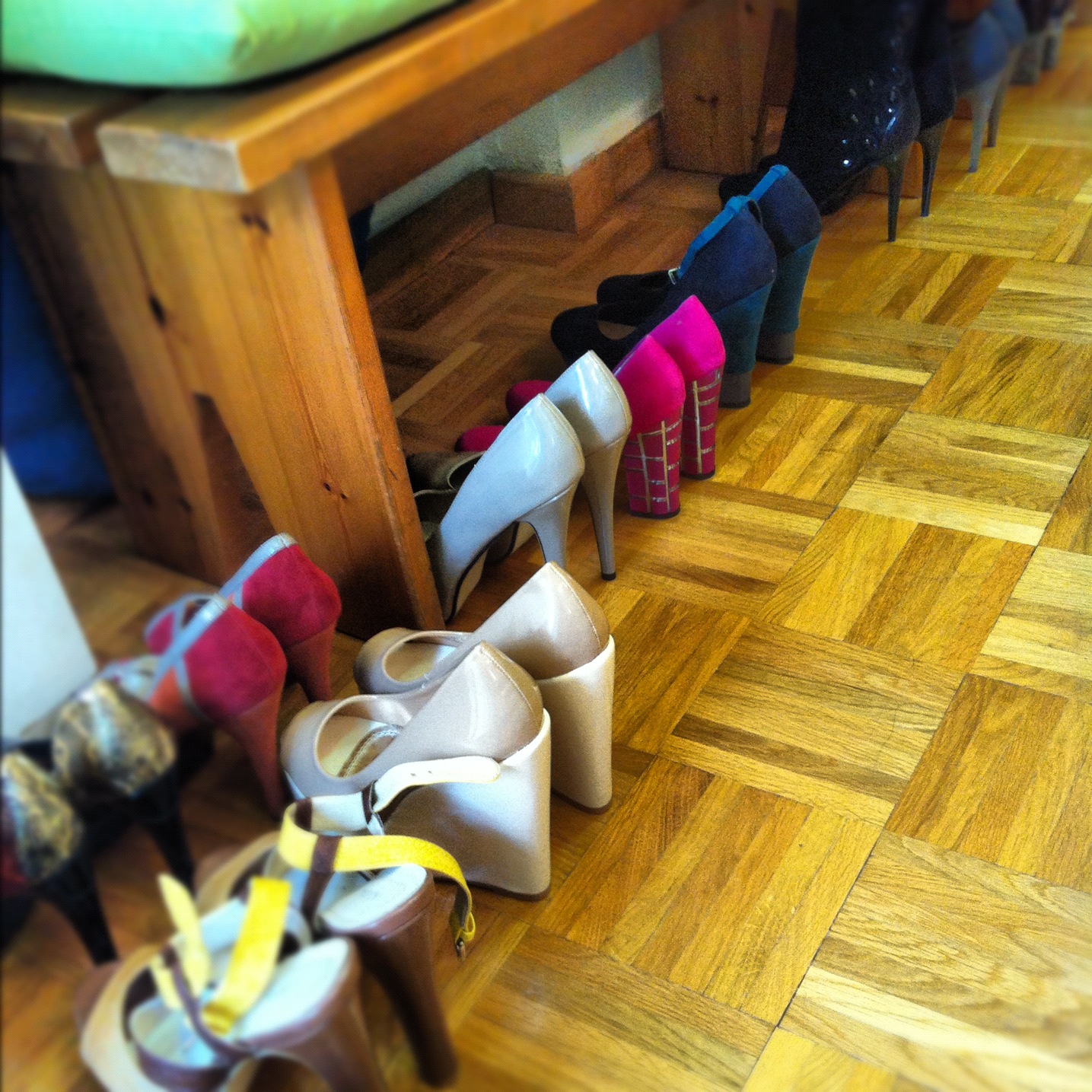 chanelenahot-chic-just-befor-the-photo-shoot