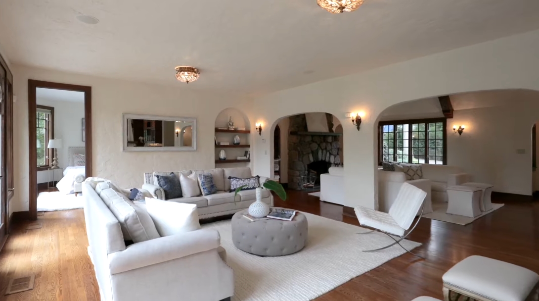 Tour 55 Orchard Dr, Greenwich Luxury Home vs. 23 Interior Design Photos