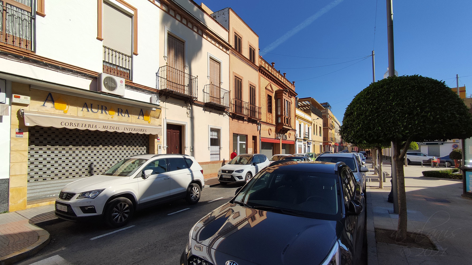 Dos Hermanas Ayer y Hoy. Plaza Menendez y Pelayo