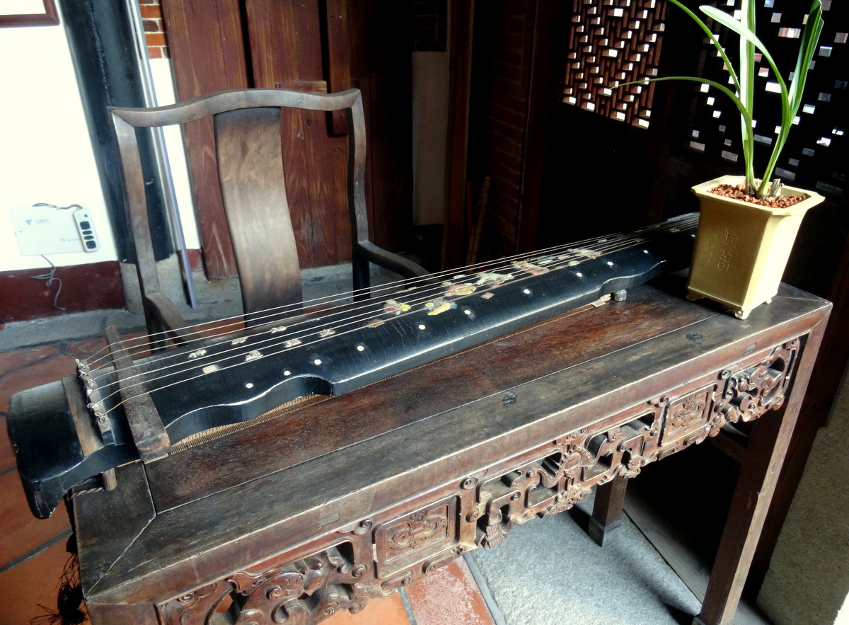 TRAVEL AND LIFESTYLE DIARIES Xiamen, China Chinese Police Threw Me