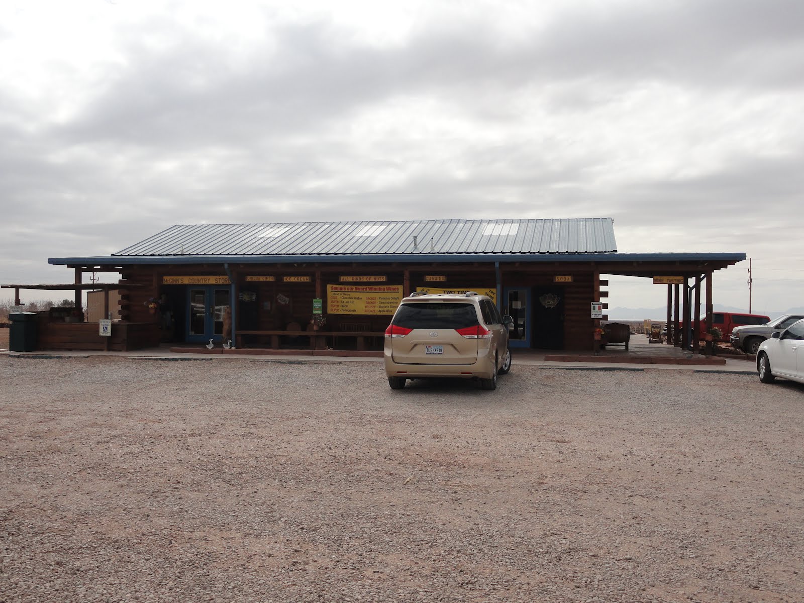 Retired Life World's largest Pistachio, Alamogordo, NM