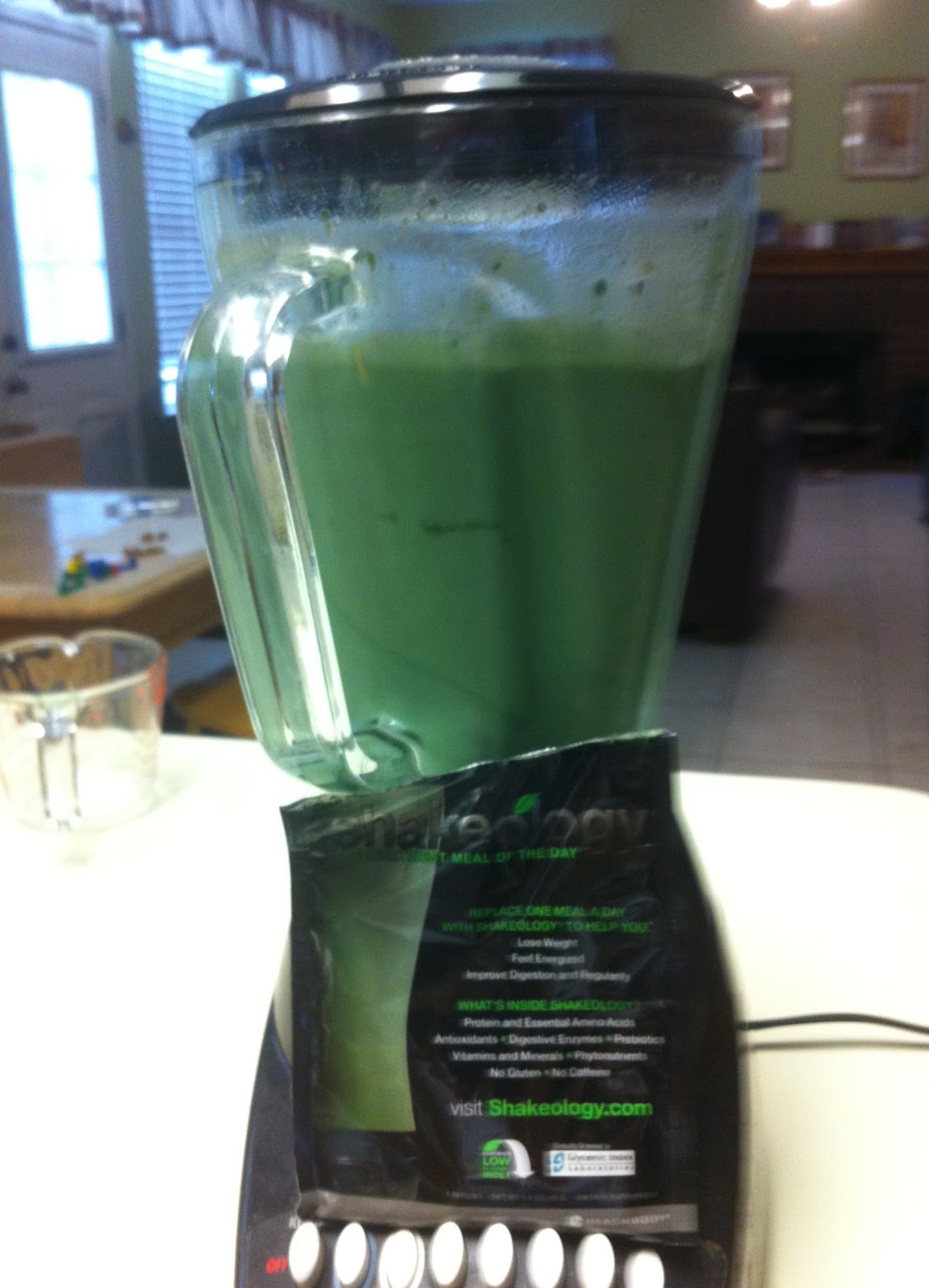 300 New Foods (at least): Day 192 - Greenberry Shamrock Shake