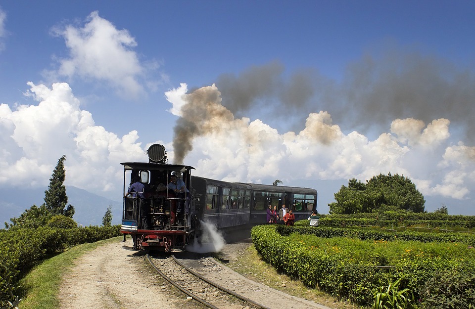 Top 10 Places To Visit In Darjeeling Holiday Guide