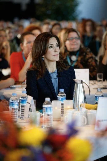 Crown Princess Mary Massimo Dutti Tiny polka dotjacket Mary Foundation Red Barnet Save the Children