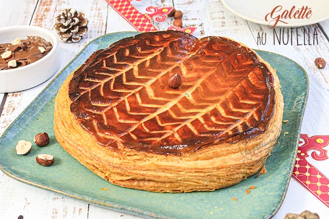 Galette des rois comme les pâtissiers, bien brillante et légère