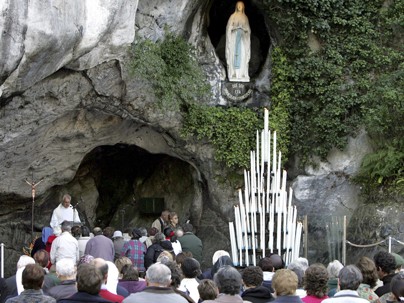Reflections on Catholicism: Our Lady of Lourdes, Pray for Us