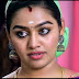 "புடவையை கழட்டி வீசி... கிழிஞ்ச பேண்டுடன்..." தாறுமாறு போஸ் கொடுத்துள்ள சீரியல் நடிகை காயத்ரி..!