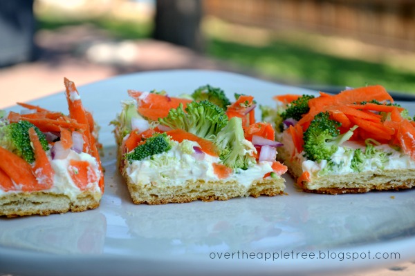 Veggie Pizza by Over The Apple Tree