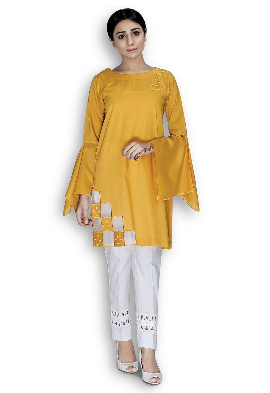 Cross Stitch Ready to Wear Collection 2018 0118RTWEMBLWN0308