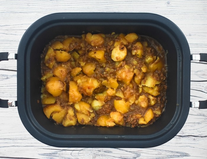 Slow Cooker Scottish Stovies (vegan recipe) Tinned Tomatoes