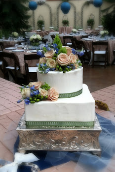 2-tier square and round buttercream