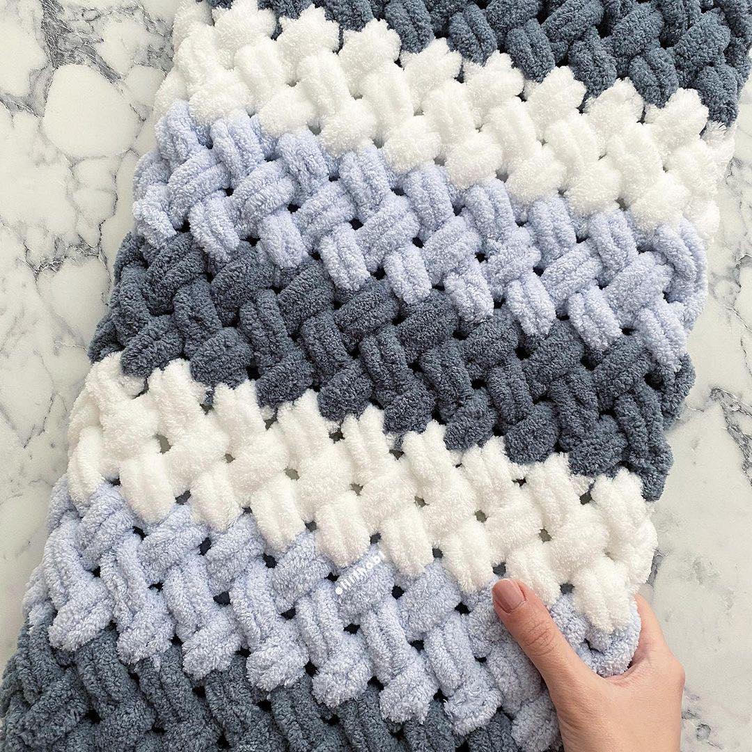 How to Make a Fast and Easy Blanket
