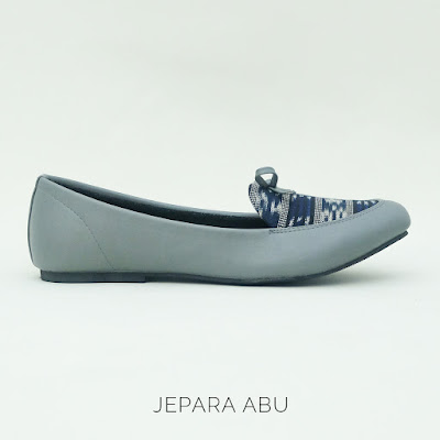 Sepatu Etnik - Jepara Abu