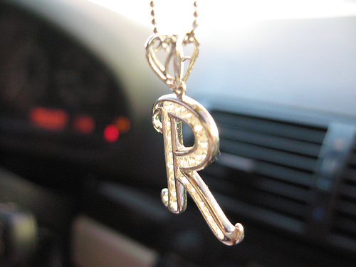 رمزيات حرف R حلوه 2020 اجمل صور مكتوب عليها حرف الانجليزي R حب