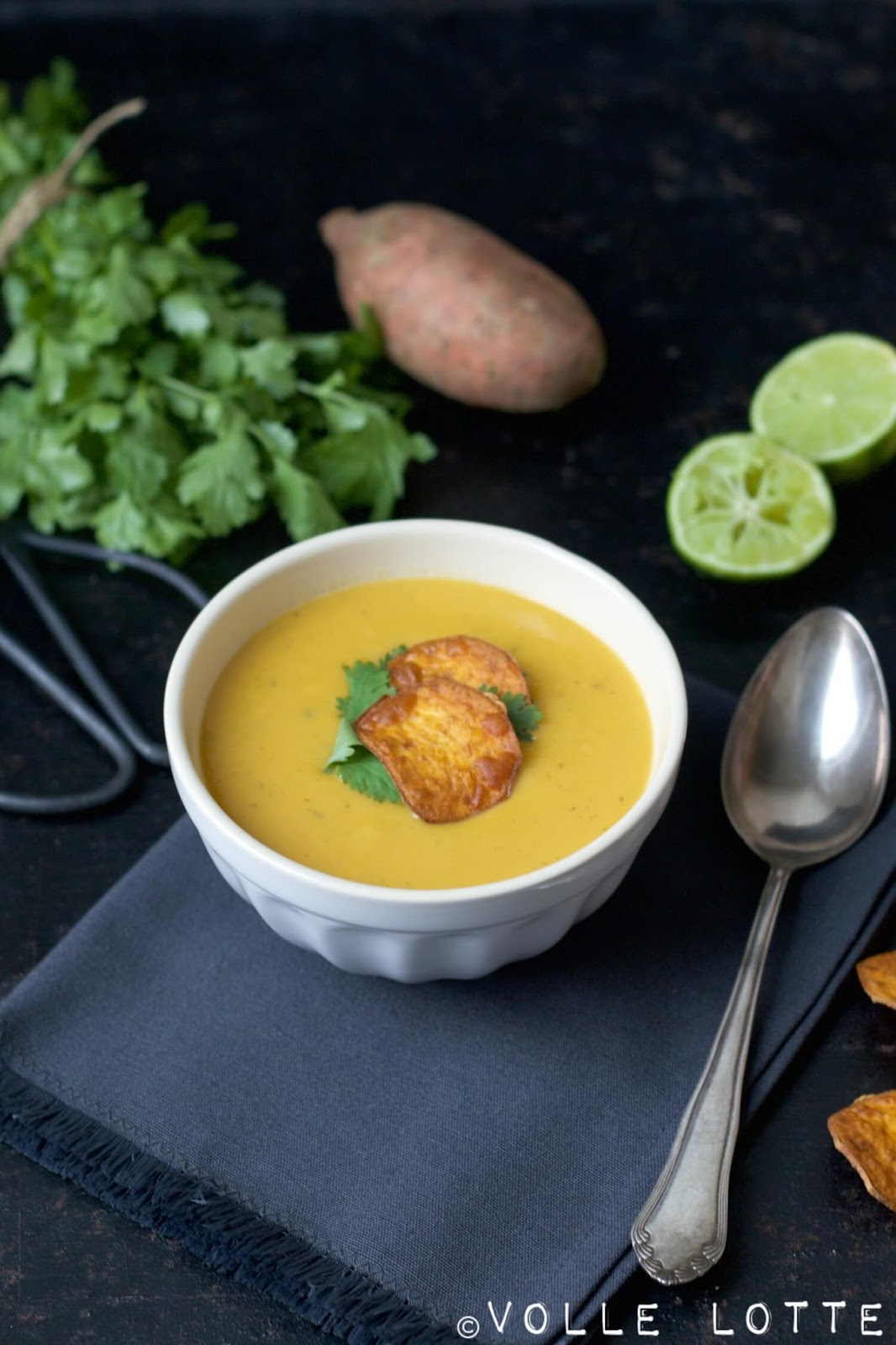 Exotische Süßkartoffel-Suppe mit Kokosmilch - traumhaft einfach | Volle ...