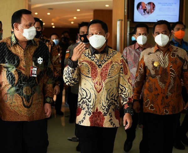 Mendagri RI Ke Batam, Berikut Penyampaiannya Mendagri RI Ke Batam, Berikut Penyampaiannya