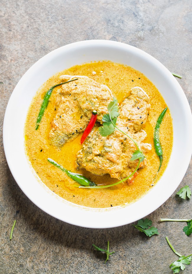 Mix and Stir: Pabda Mach r Sarshe Jhal