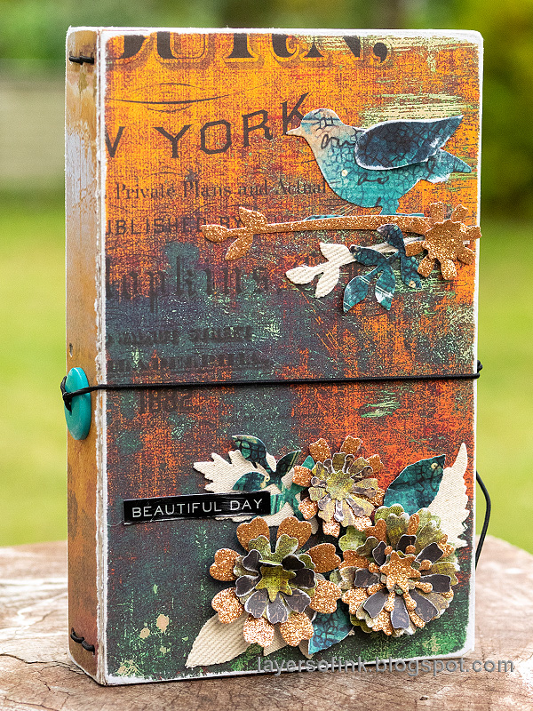 Layers of ink - DIY Autumn Notebook Tutorial by Anna-Karin Evaldsson.