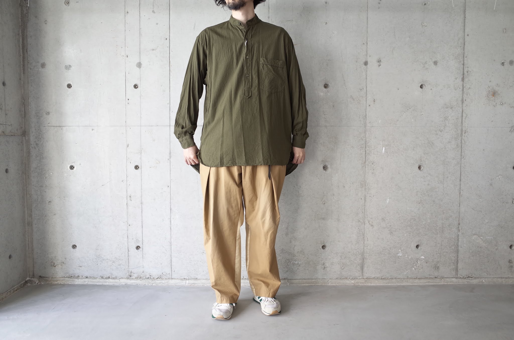 trunk: COMOLI CHAMBRAY PULL-OVER SHIRT NOW IN STOCK