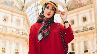 6 Tips Memilih Warna Pakaian Guna Bangkitkan Mood