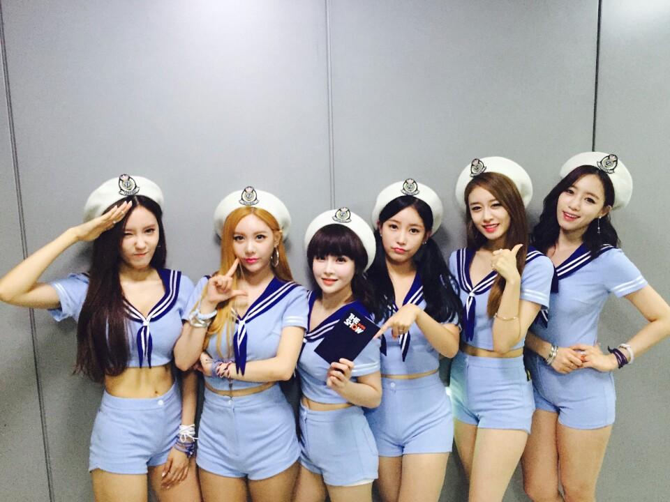 Check out T-ara's backstage picture from 'The Show' | T-ara World