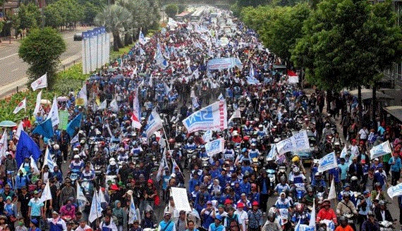 Jutaan Buruh Ancam Turun ke Jalan, Demo Setiap Hari di DPR dan Mogok Nasional