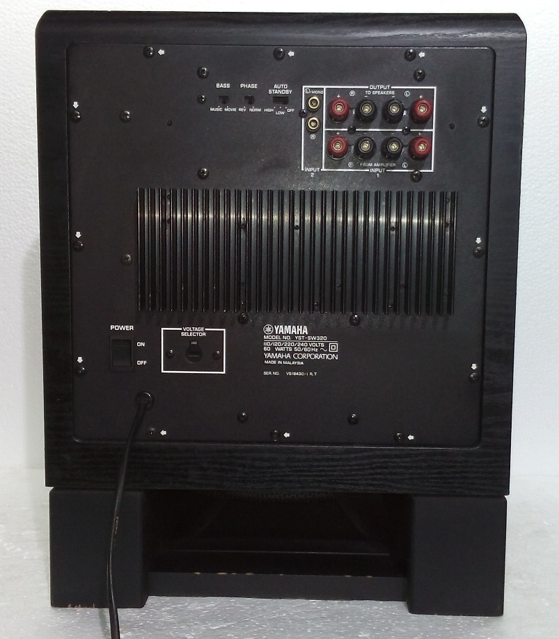 BARANG BARANG ELEKTRIK TERPAKAI DAN RARE Subwoofer Active YAMAHA Model YSTSW320