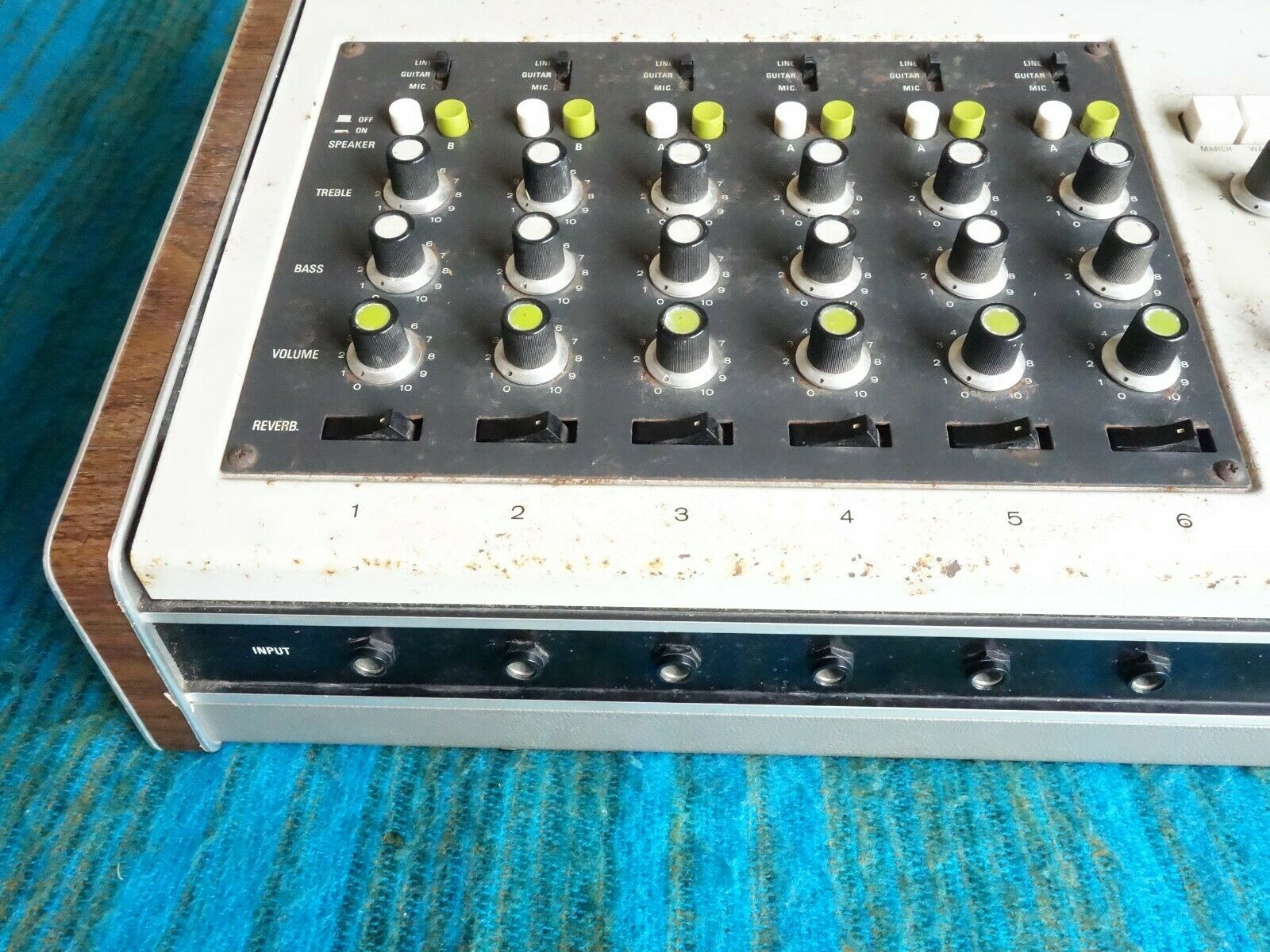 MATRIXSYNTH Yamaha EM90 Analog Drum Machine Mixer w/ Spring Reverb