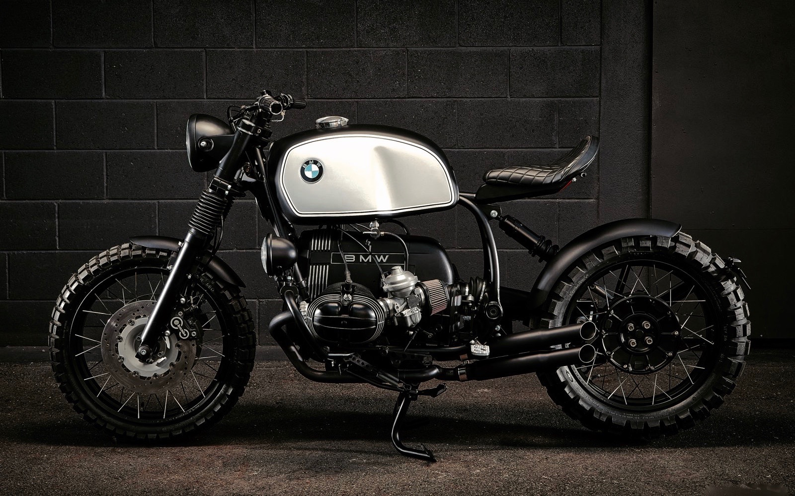 BMW Cafe Racer Scrambler