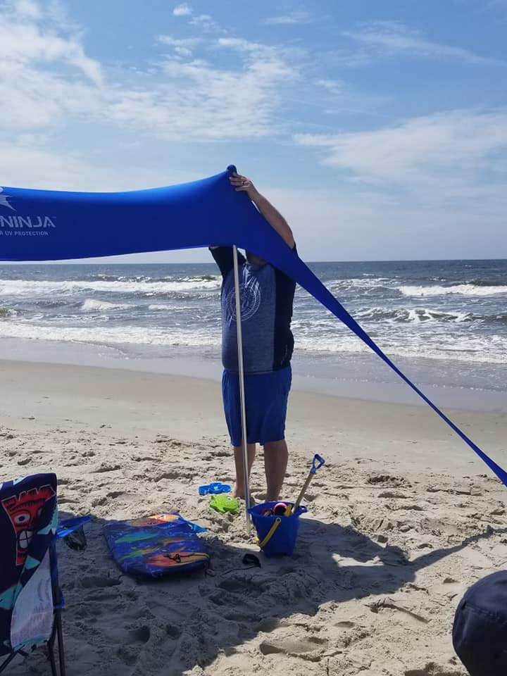 Sun Ninja 4-Person Beach Tent