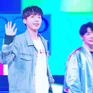 jungsewoon-20170606-204154-000.gif