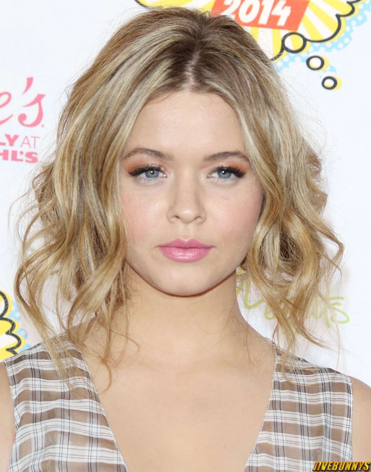 Sasha Pieterse Photos And Pictures Gallery 3 Oursongfortoday