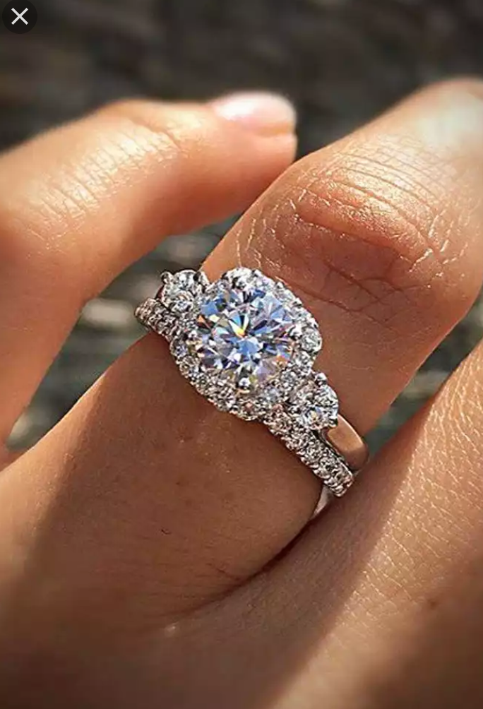Beautiful pictures of engagement ring for ladies - Fashion Blog