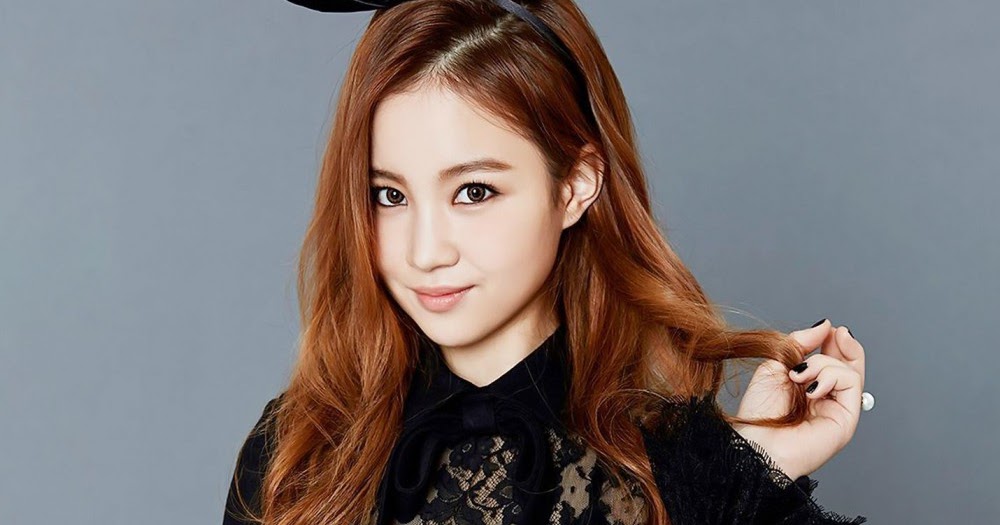 Lee Hi - Tiny Kpop Idol Profile