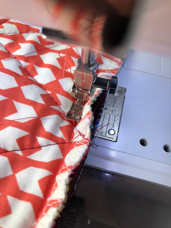 Blue Susan Makes How to Sew an Invisible Zipper in a Pillow
