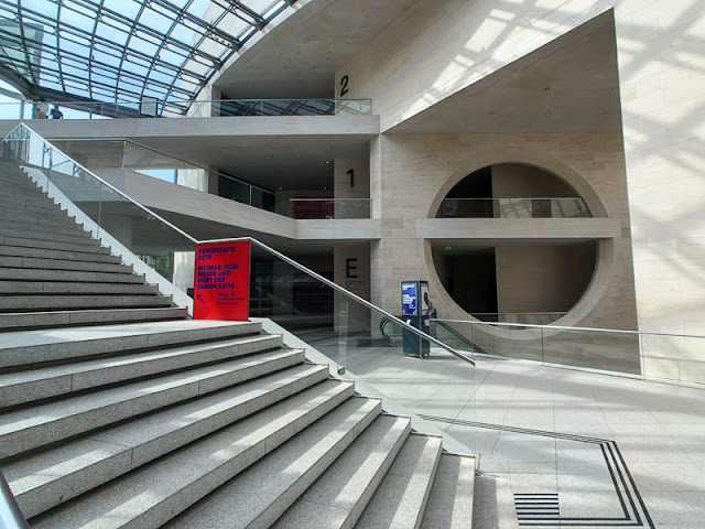 Pete And Kristina Roam Germany Visiting Berlin And Dusseldorf