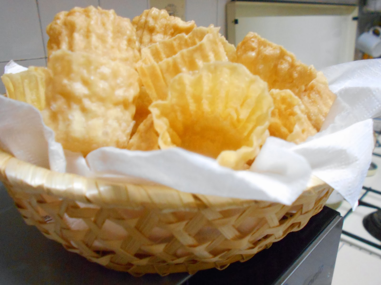 MY LITTLE KITCHEN: PIE TEE/TOP HATS