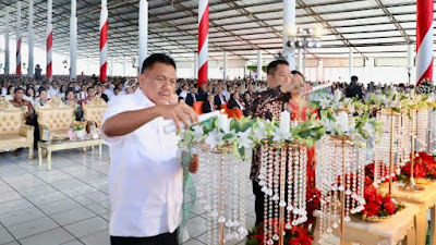 Gubernur Olly dan Mensos Batubara Hadiri Ibadah Pra Natal Majelis Daerah GPdI Sulut