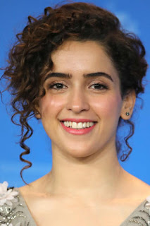 Famous Personalities of India, Indian Actress Sanya Malhotra Wiki, Age, Facts, Biography, Height, Weight, Affairs, Net worth & More